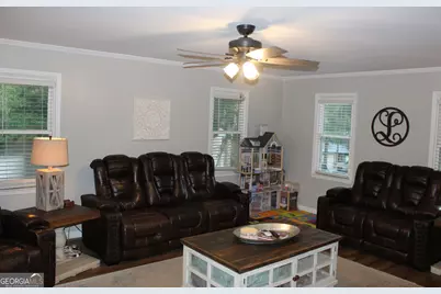 425 Pecan Circle, Forsyth, GA 31029 - Photo 10