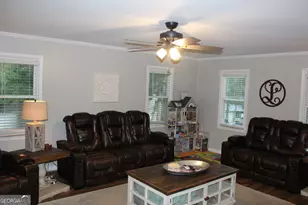 425 Pecan Cir, Forsyth, GA 31029 - Photo 10