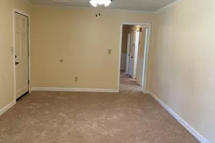 178 Hill Ln, Ellenwood, GA 30294 - Photo 2