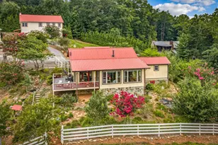90 Fox Run, Blue Ridge, GA 30513 - Photo 2