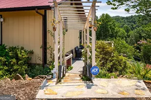 90 Fox Run, Blue Ridge, GA 30513 - Photo 10