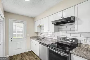 916 Wrenwood Ln, Hinesville, GA 31313 - Photo 14