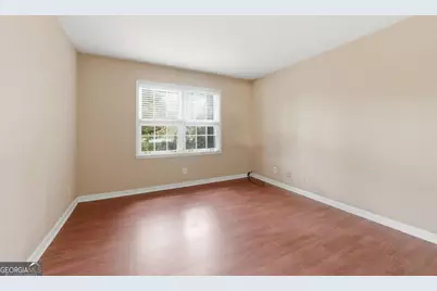 73 Montre Square, Atlanta, GA 30327 - Photo 16