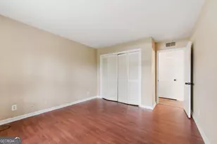 73 Montre Square, Atlanta, GA 30327 - Photo 18