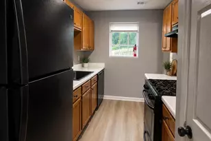 1579 Picadilly Ct NE, Conyers, GA 30013 - Photo 6