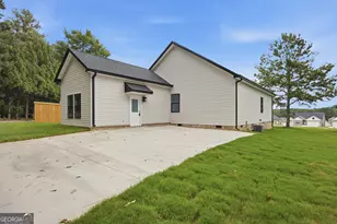 133 Washington St, Dalton, GA 30721 - Photo 2