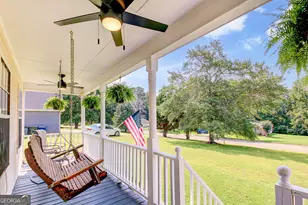 121 Chariot Dr, Griffin, GA 30224 - Photo 2