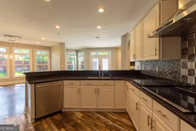 111 Charleston Court, Warner Robins, GA 31088 - Photo 18