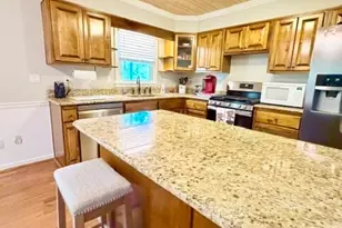 15 Briarwood Ln, Newnan, GA 30265 - Photo 8