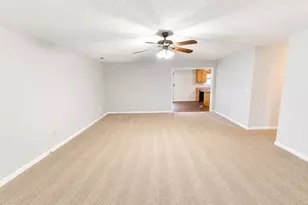 102 Westwood Dr, Griffin, GA 30223 - Photo 10