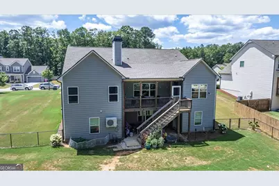 297 Woodbury Lane, Hull, GA 30646 - Photo 2
