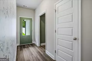 122 Delray Cir, Griffin, GA 30224 - Photo 4