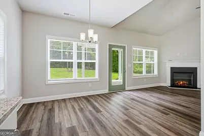 122 Delray Circle, Griffin, GA 30224 - Photo 8