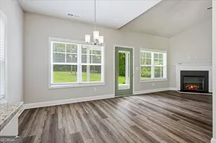 122 Delray Cir, Griffin, GA 30224 - Photo 8