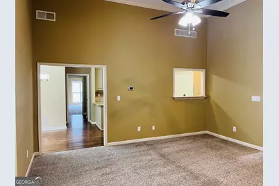 70 Indian Bluff Drive, Sharpsburg, GA 30277 - Photo 8