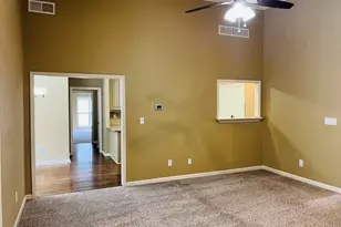 70 Indian Bluff Dr, Sharpsburg, GA 30277 - Photo 8