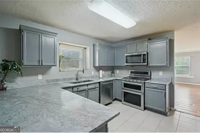 2100 Green Tree Court, Lithonia, GA 30058 - Photo 8