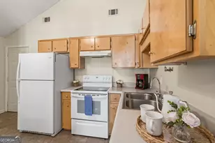 44 Leeward Dr, Savannah, GA 31419 - Photo 8