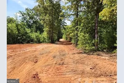 646 Shelnut Boulevard, Locust Grove, GA 30248 - Photo 2