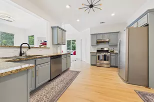 3756 Golden Ive Dr, Buford, GA 30519 - Photo 6