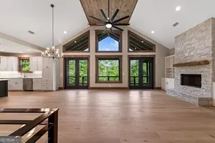 287 State St, Blue Ridge, GA 30513 - Photo 2
