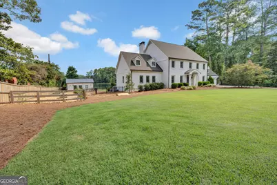 2880 Emerald Drive, Jonesboro, GA 30236 - Photo 10