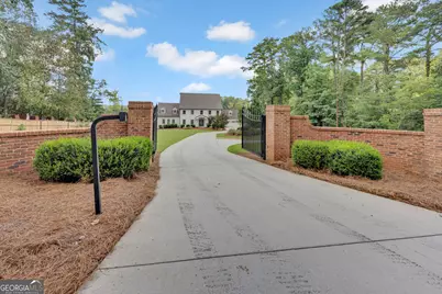 2880 Emerald Drive, Jonesboro, GA 30236 - Photo 8