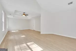 81 St Charles Pl, Sharpsburg, GA 30277 - Photo 12