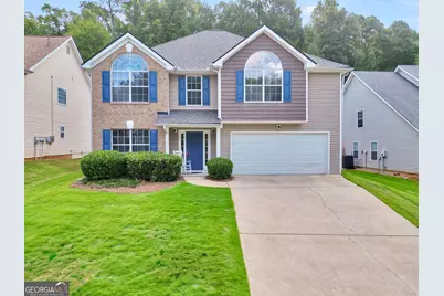81 Saint Charles Place, Sharpsburg, GA 30277 - Photo 1