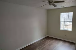 4957 N Redan Cir, Stone Mountain, GA 30088 - Photo 10