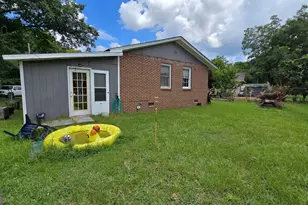 223 Meadowridge Dr, Warner Robins, GA 31093 - Photo 4