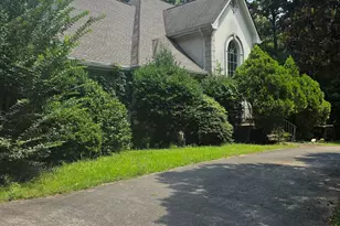 5664 Silver Ridge Dr, Stone Mountain, GA 30087 - Photo 2