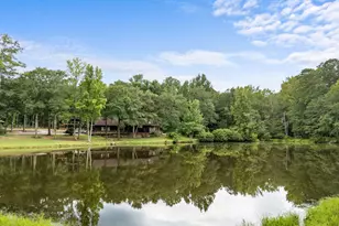 261 McIntosh Cir, Jackson, GA 30233 - Photo 2