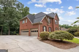 5170 Deerlake Dr, Alpharetta, GA 30005 - Photo 2