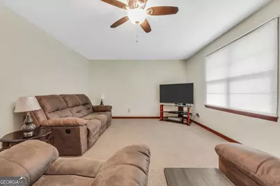 2050 N McDonough Road, Griffin, GA 30223 - Photo 10