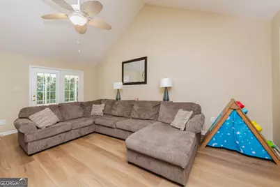 232 Sheffield Way, Warner Robins, GA 31088 - Photo 2