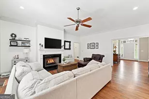 4593 Montclair Cir, Gainesville, GA 30506 - Photo 2
