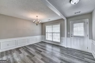 9210 Friarbridge Drive, Suwanee, GA 30024 - Photo 4