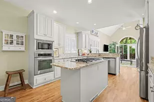 827 Highland Terrace NE, Atlanta, GA 30306 - Photo 16