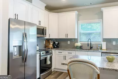 398 Sunset Drive, Statham, GA 30666 - Photo 8