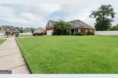 601 Red Oak Lane, Hinesville, GA 31313 - Photo 1