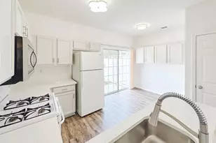 3247 Hidden Cove Circle, Peachtree Corners, GA 30092 - Photo 8