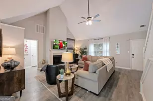 6839 Sandy Creek Dr, Riverdale, GA 30274 - Photo 4