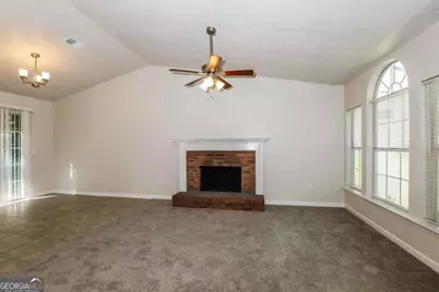 1361 Wrens Court, Jonesboro, GA 30238 - Photo 4