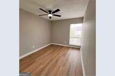 3254 Strawberry Lane, Decatur, GA 30034 - Photo 10