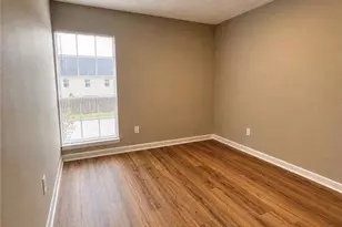3254 Strawberry Ln, Decatur, GA 30034 - Photo 10