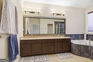 2951 Rivergreen Ln SE, Atlanta, GA 30339 - Photo 6