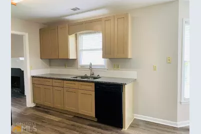 61 Garden Hills Drive, Newnan, GA 30263 - Photo 6