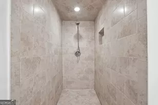 2840 Peachtree Rd NE, Atlanta, GA 30305 - Photo 20