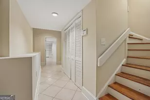 2840 Peachtree Rd NE, Atlanta, GA 30305 - Photo 16
